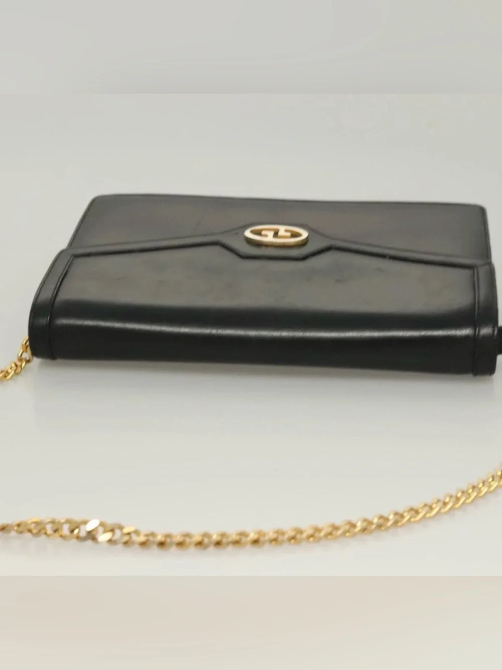 👜 GUCCI Black Leather Crossbody Gold Chain Shoulder Bag Authentic